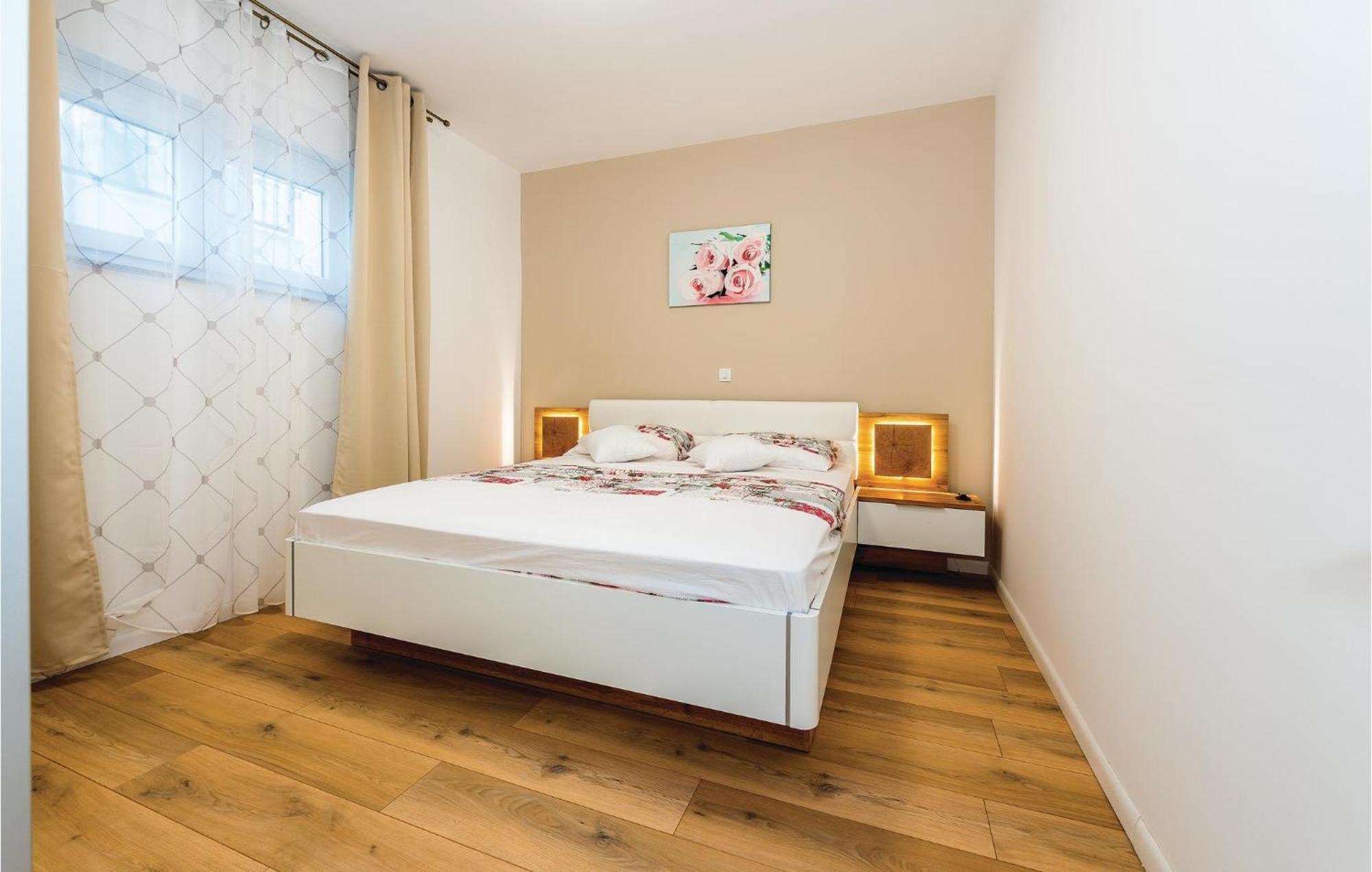 Beautiful Home In Sibenik With Kitchen Šibenik Exterior foto