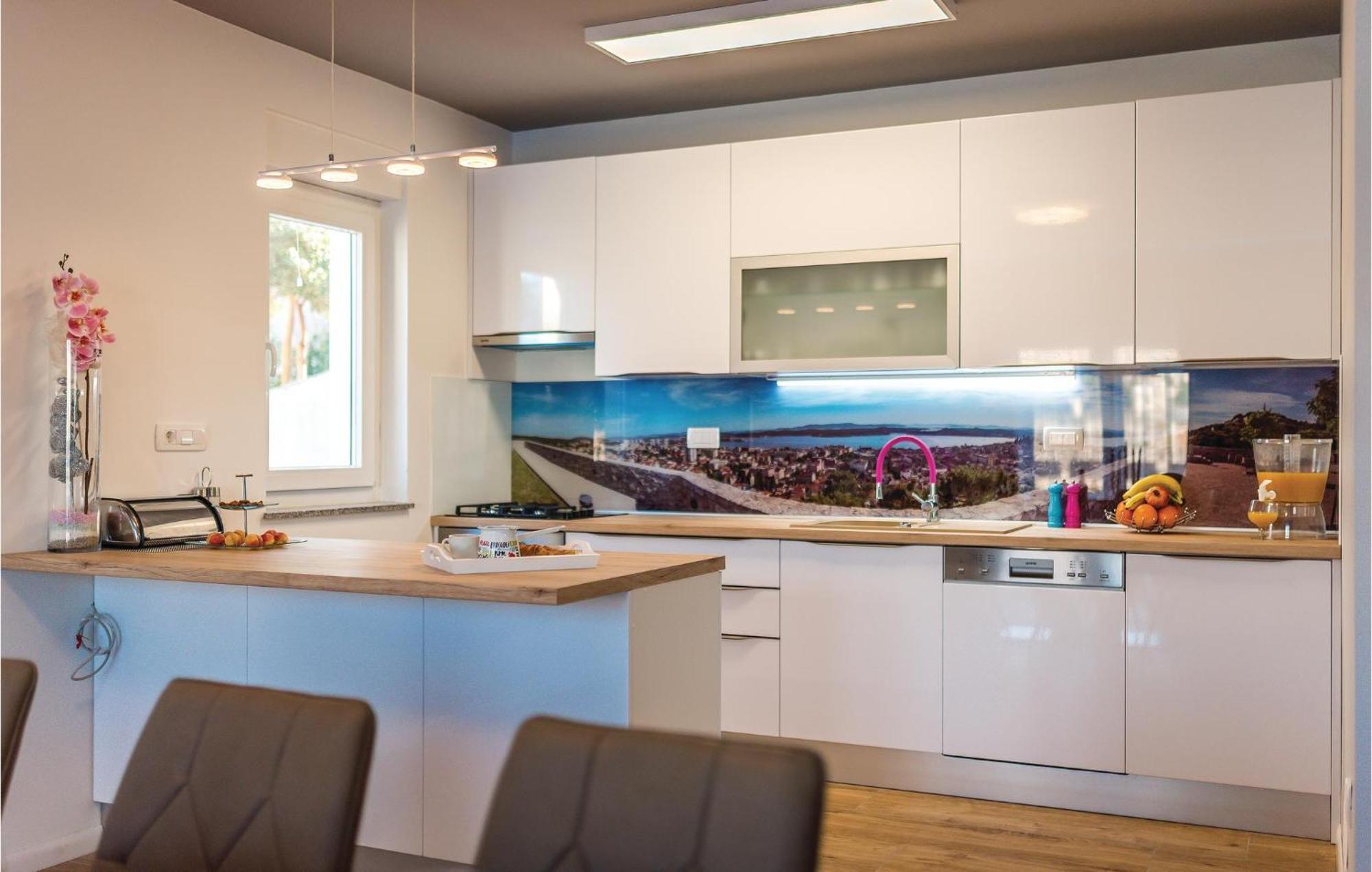 Beautiful Home In Sibenik With Kitchen Šibenik Exterior foto