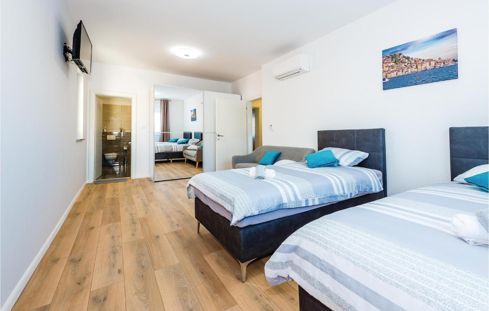 Beautiful Home In Sibenik With Kitchen Šibenik Exterior foto